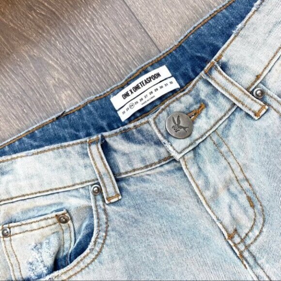 Free People One Teaspoon Awesome Baggie Jeans Straight leg Distressed Light Wash - Picture 6 of 16